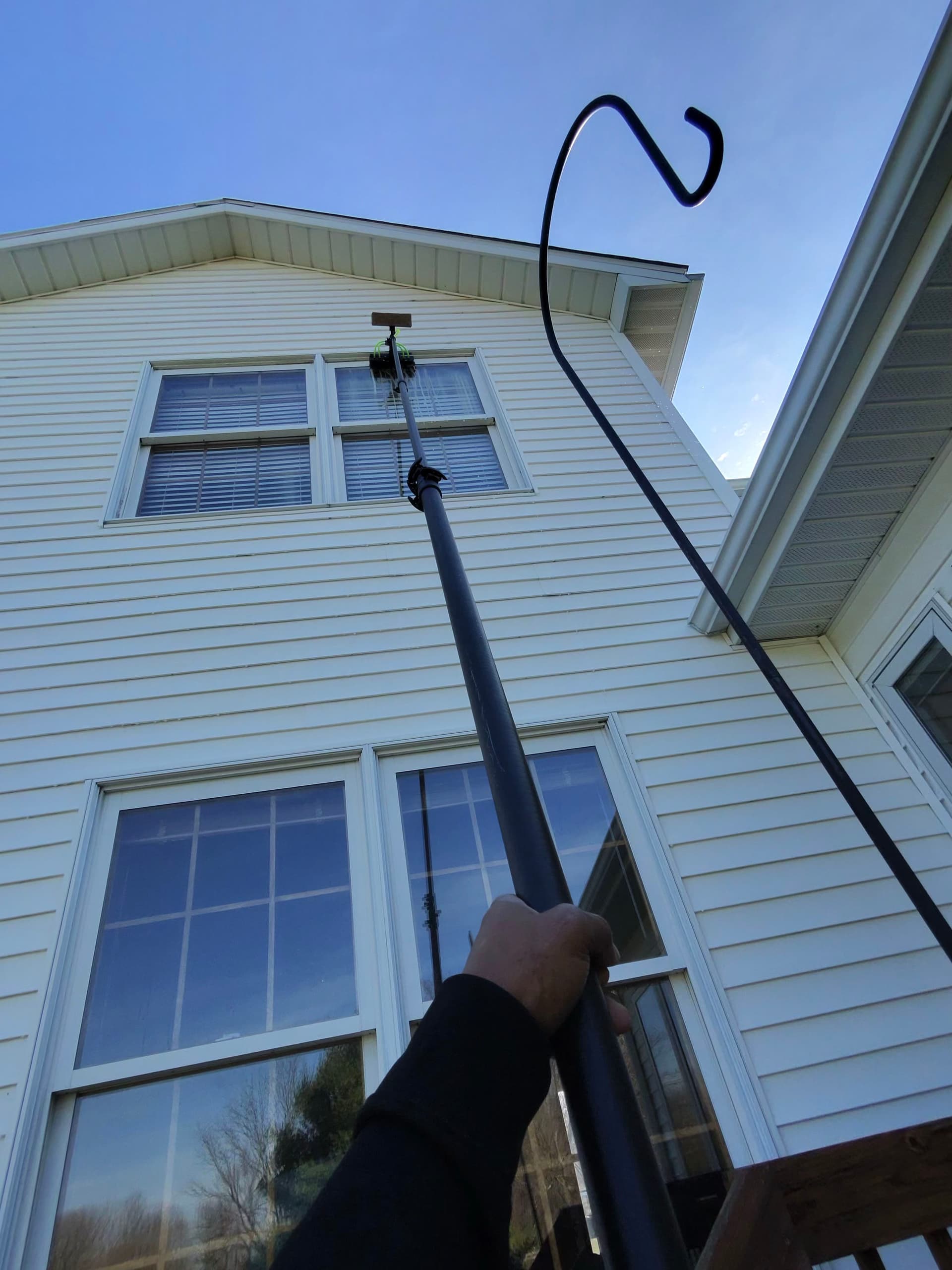 Gallery photos for Experience Crystal Clear Windows with Delta Clean: Image #1