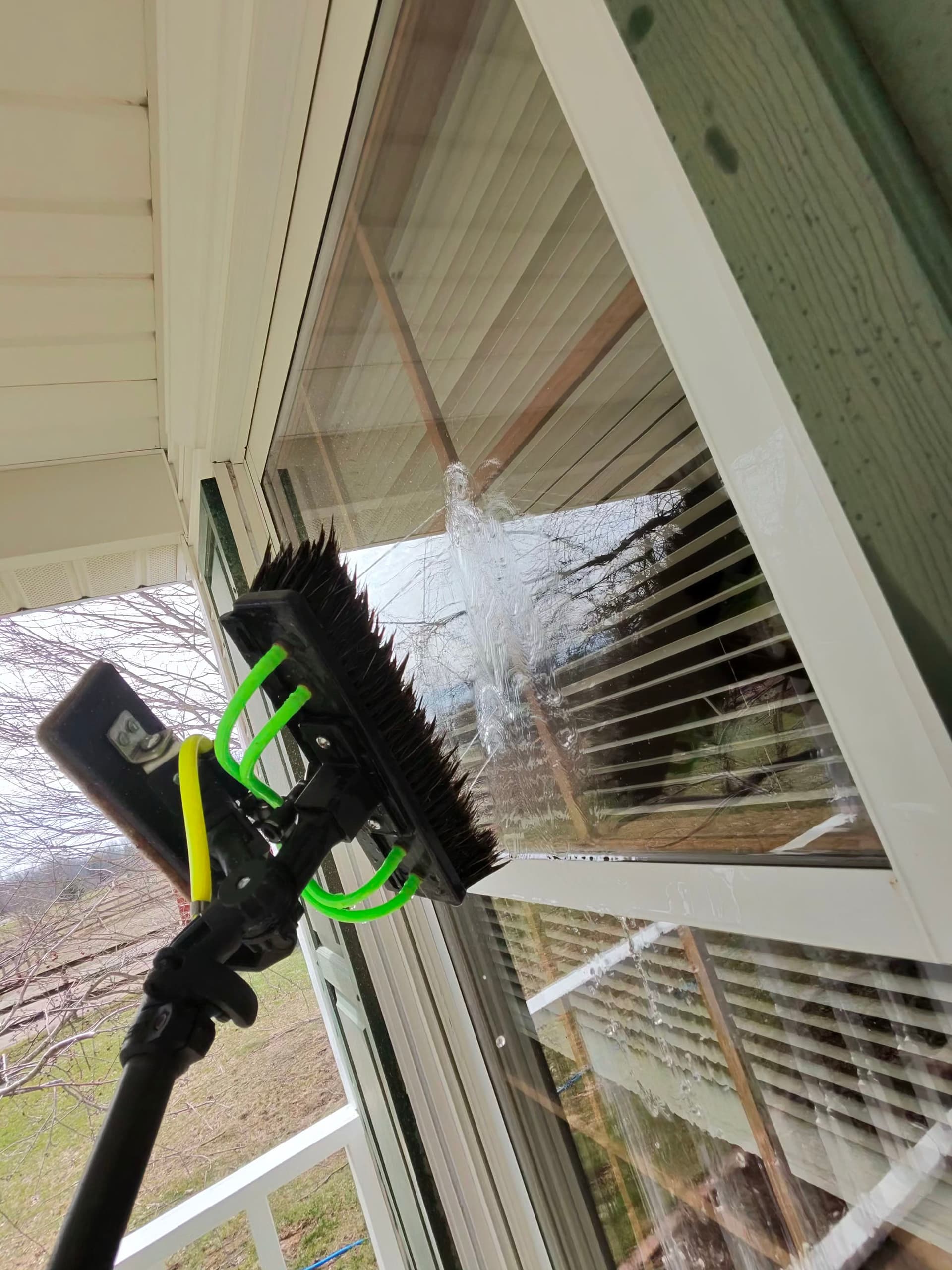 Gallery photos for Experience Crystal Clear Windows with Delta Clean: Image #3