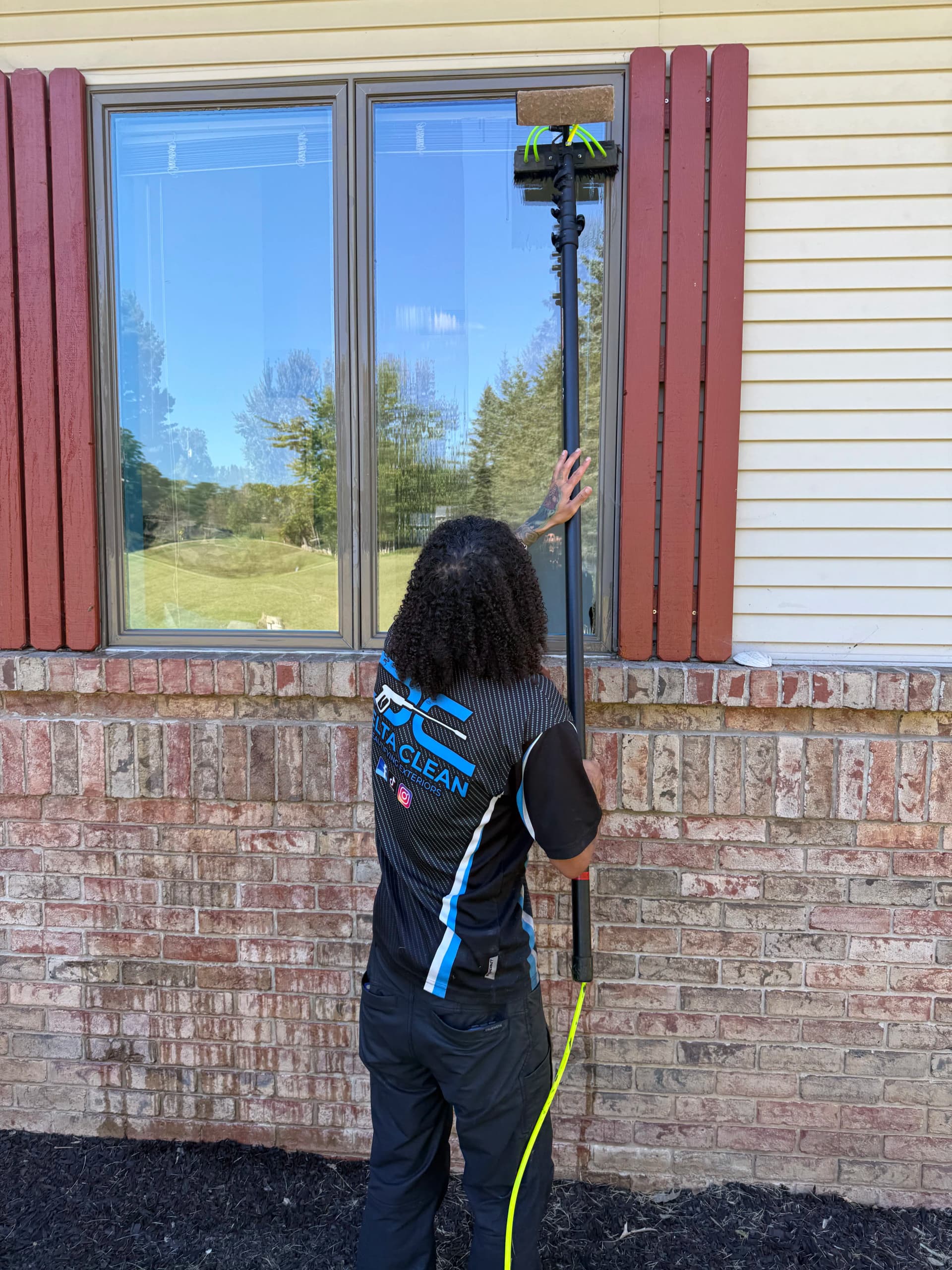Gallery photos for Clear Views Across Michigan - Exterior Window Cleaning Done Right: Image #3